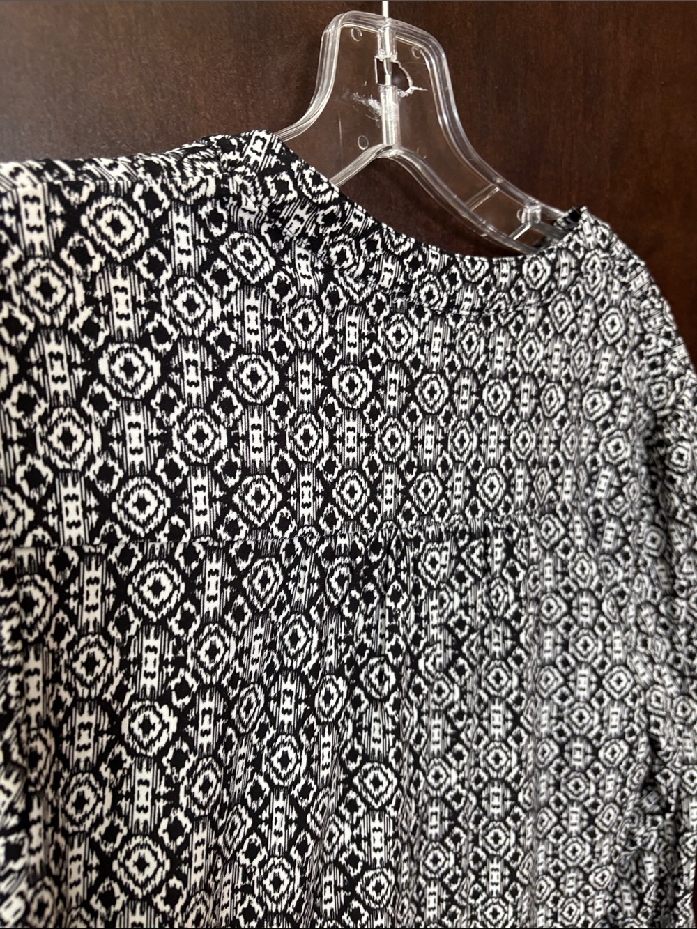 Women's Black & White Geometric Long Sleeve Button-Front Dress - Picture 7 of 7